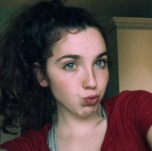 Meet your Posher, Tabitha